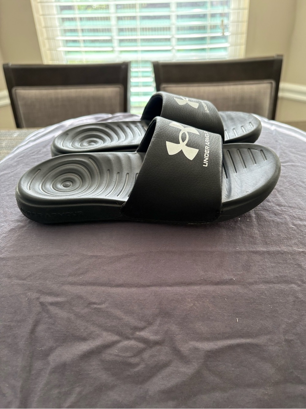 Under Armour Slides Size 1Y